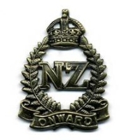 WW2 NZEF Hat & Collar badge