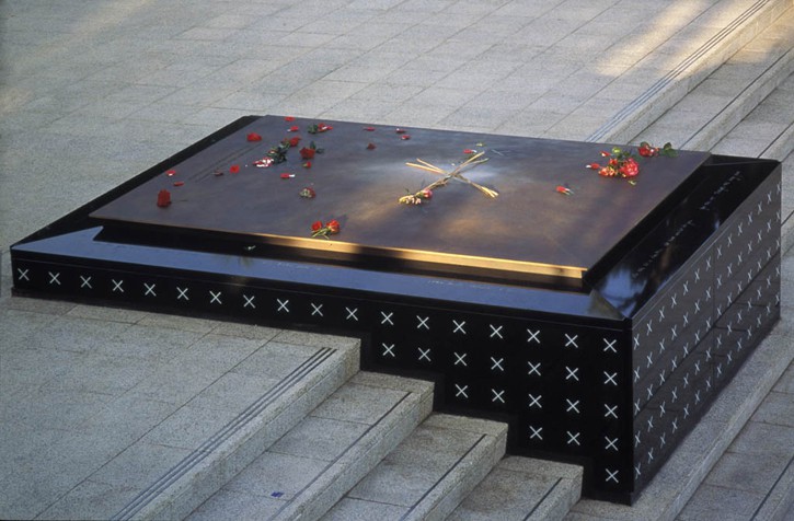   TOMB OF THE UNKNOWN WARRIOR, WELLINGTON.  On 10 November 2004, the New Zealand Defence Force brought the Unknown Warrior home from France. On Armistice Day, 11 November, after a Memorial Service at the Cathedral of St Paul, the Unknown Warrior was accorded a full military funeral procession through Wellington to his final place of interment at the National War Memorial.
